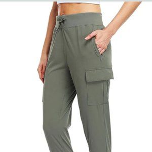 Willit Hiking Cargo Capri Pants